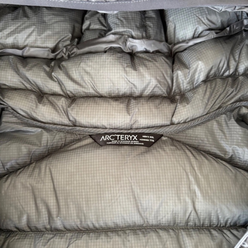 ARCTERYX THORIUM 750 DOWN JACKET RETAIL $600 MENS XXL EXCELLENT CONDITION SILVER - Picture 7 of 12